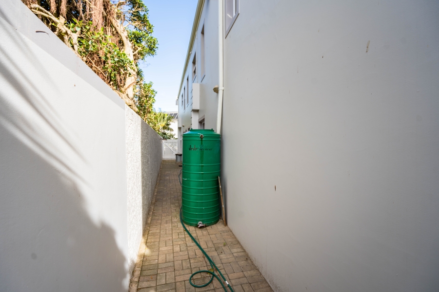 5 Bedroom Property for Sale in Royal Alfred Marina Eastern Cape